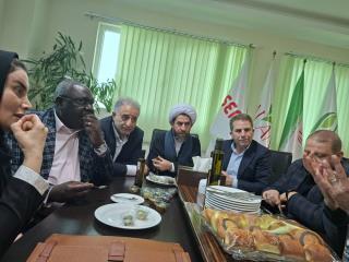 Ambassador B. Kupemba Exchange view and strategies on economic cooperation with the Governor of Tarom City and its Business Leadership after Touring Factories in Tarom