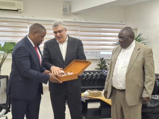 The Deputy Minister of the Trade Promotion Organisation of Iran, Mr. Derghan and the CEO of ZimTrade held talks in Tehran on Increasing trade between their two countries